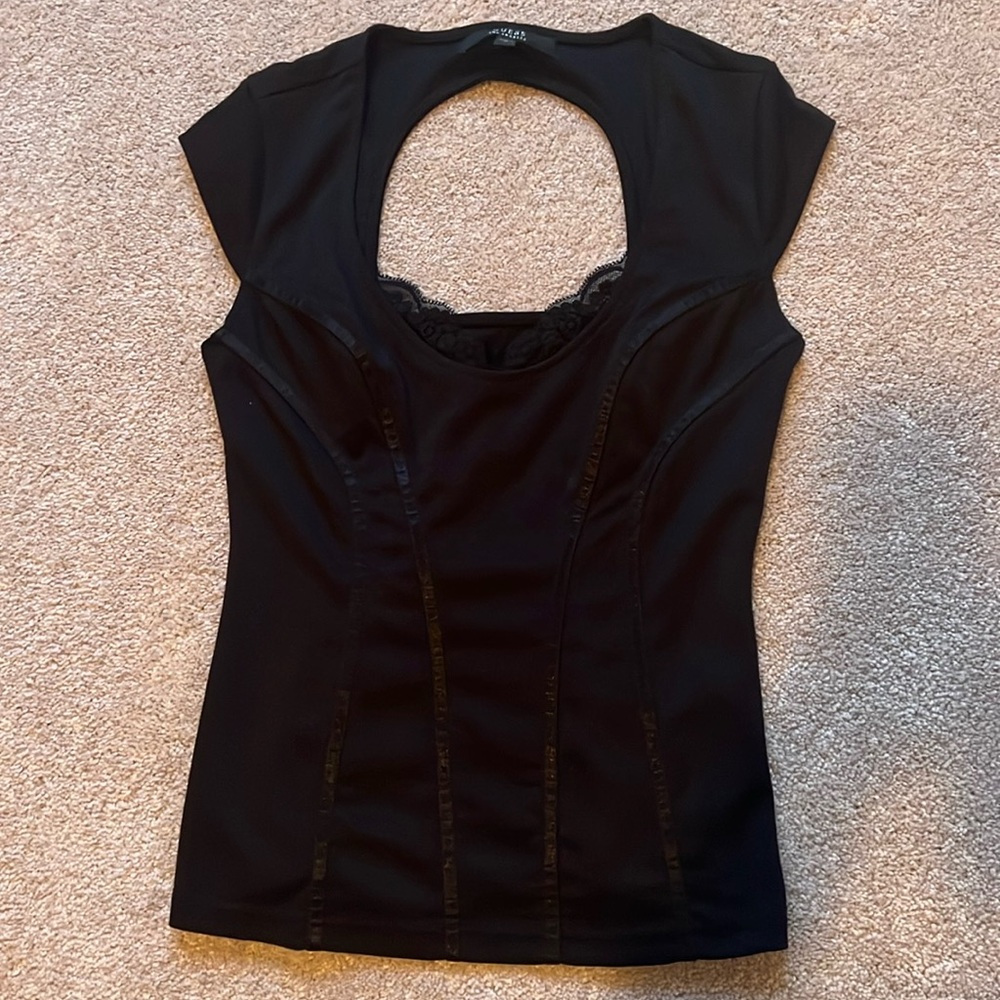 Guess Top
